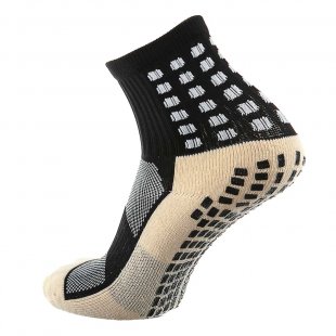 Спортивные носки короткие для тренировок черные