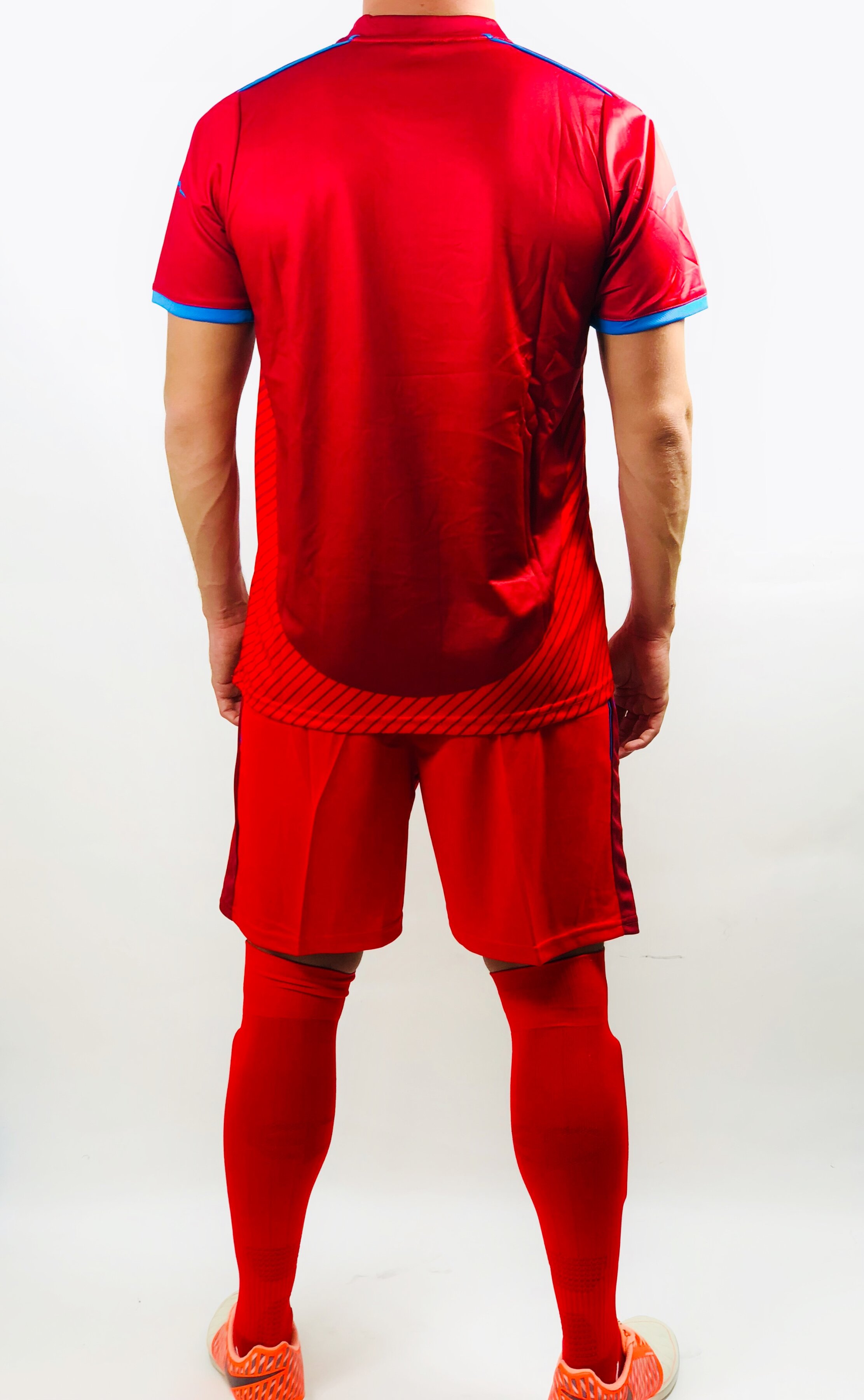 Футбольна форма Europaw 017 червона Футбольна форма Europaw 017 червона