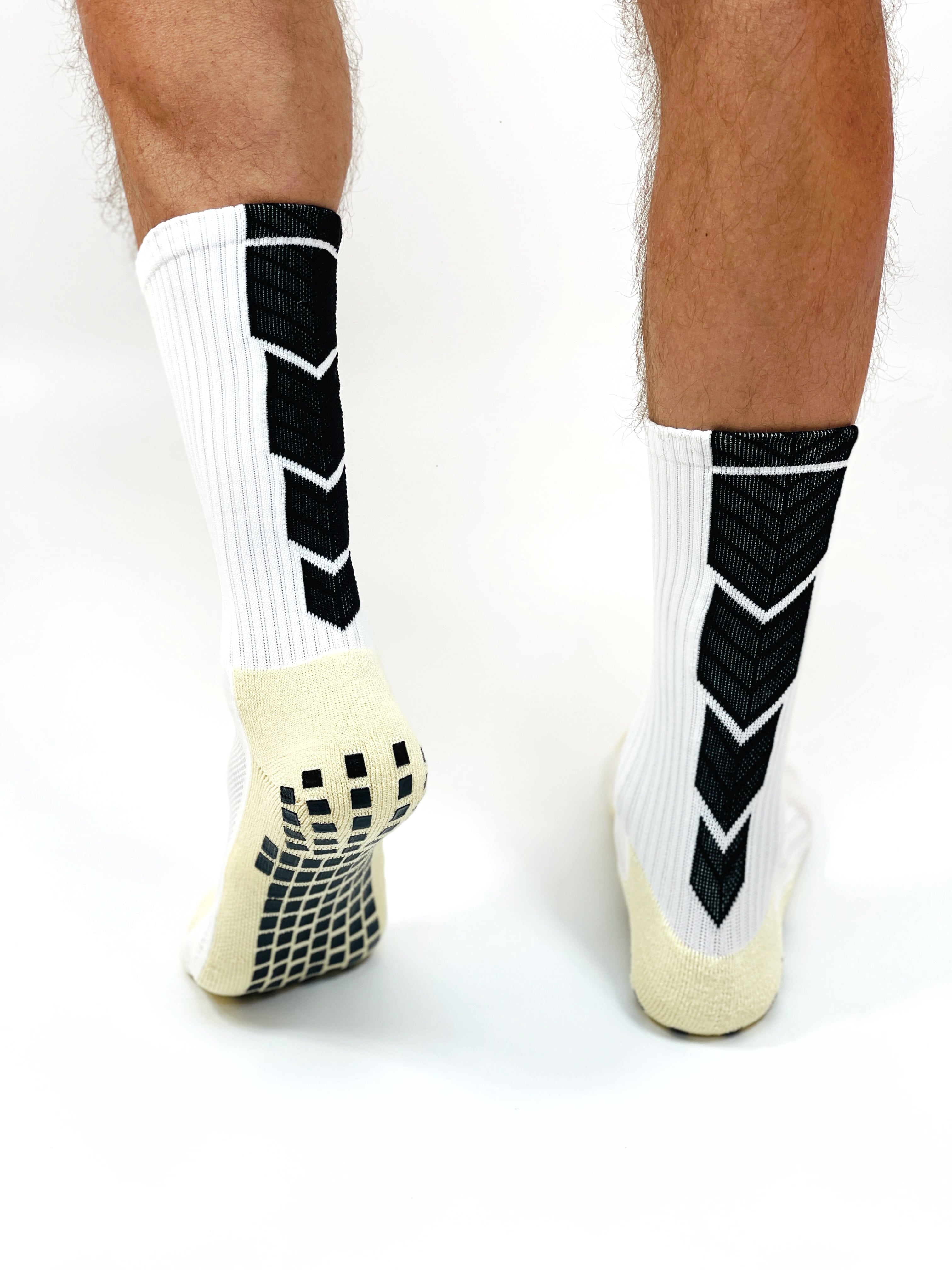 Спортивные носки длинные для тренировок